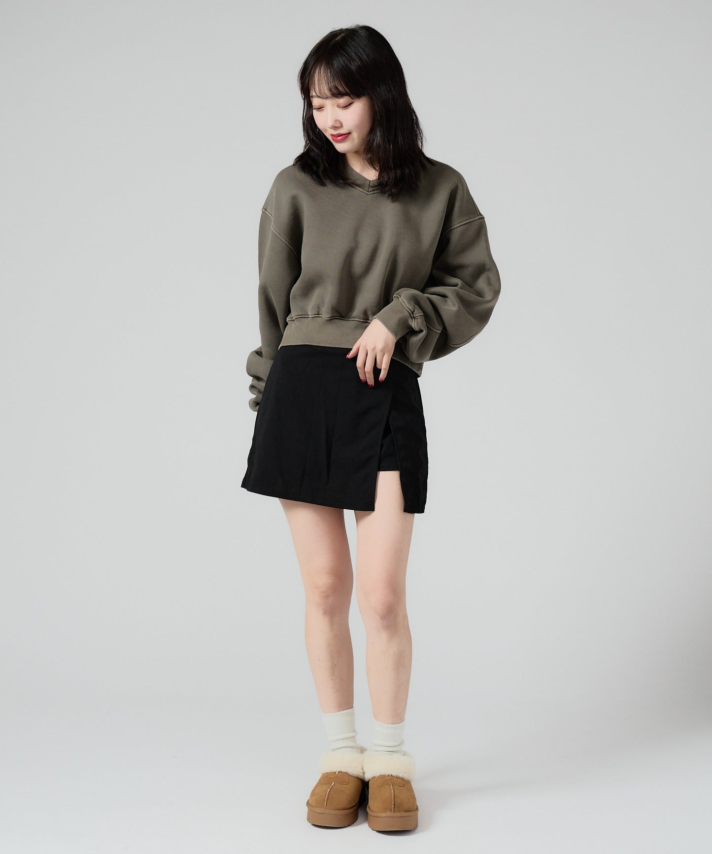 Chick / Vintage Like Short V-neck Sweat ヴィンテージ風 ショート丈Vネックスウェット