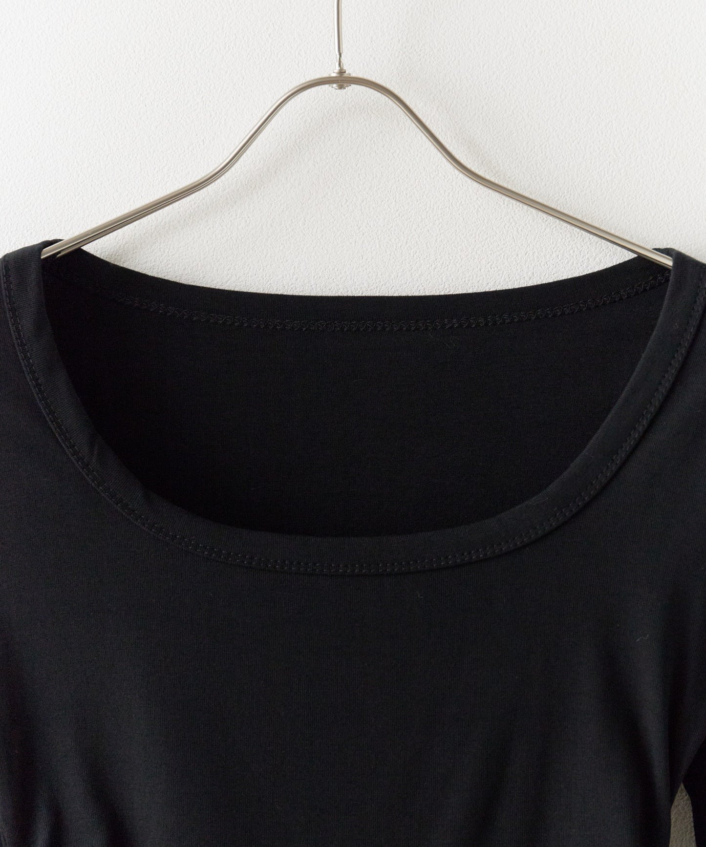 Chick / Round Neck Side Gathered Cut and Sewn ラウンドネック サイドギャザーカットソー