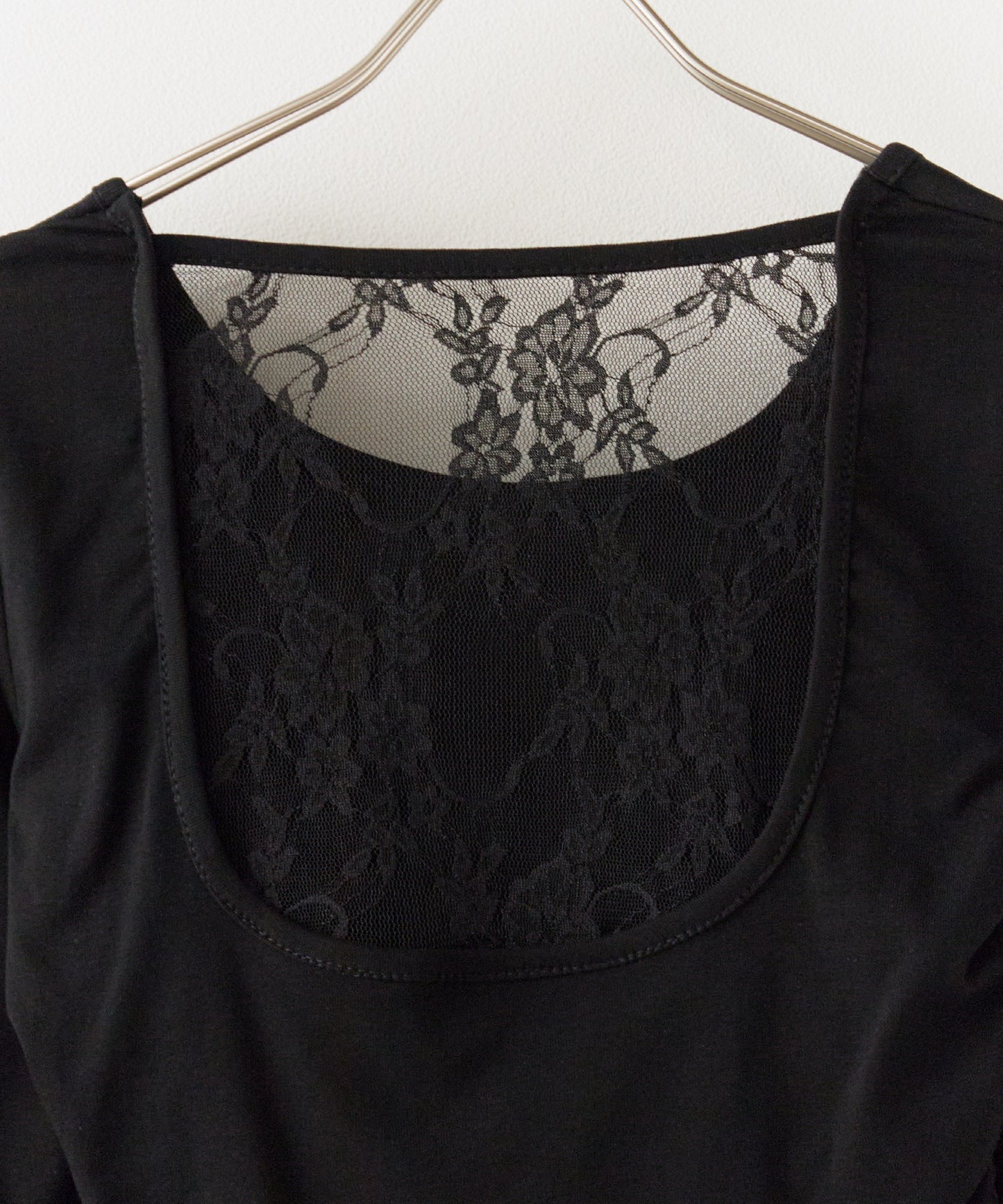 AO.2 / Side Gather Lace Tops