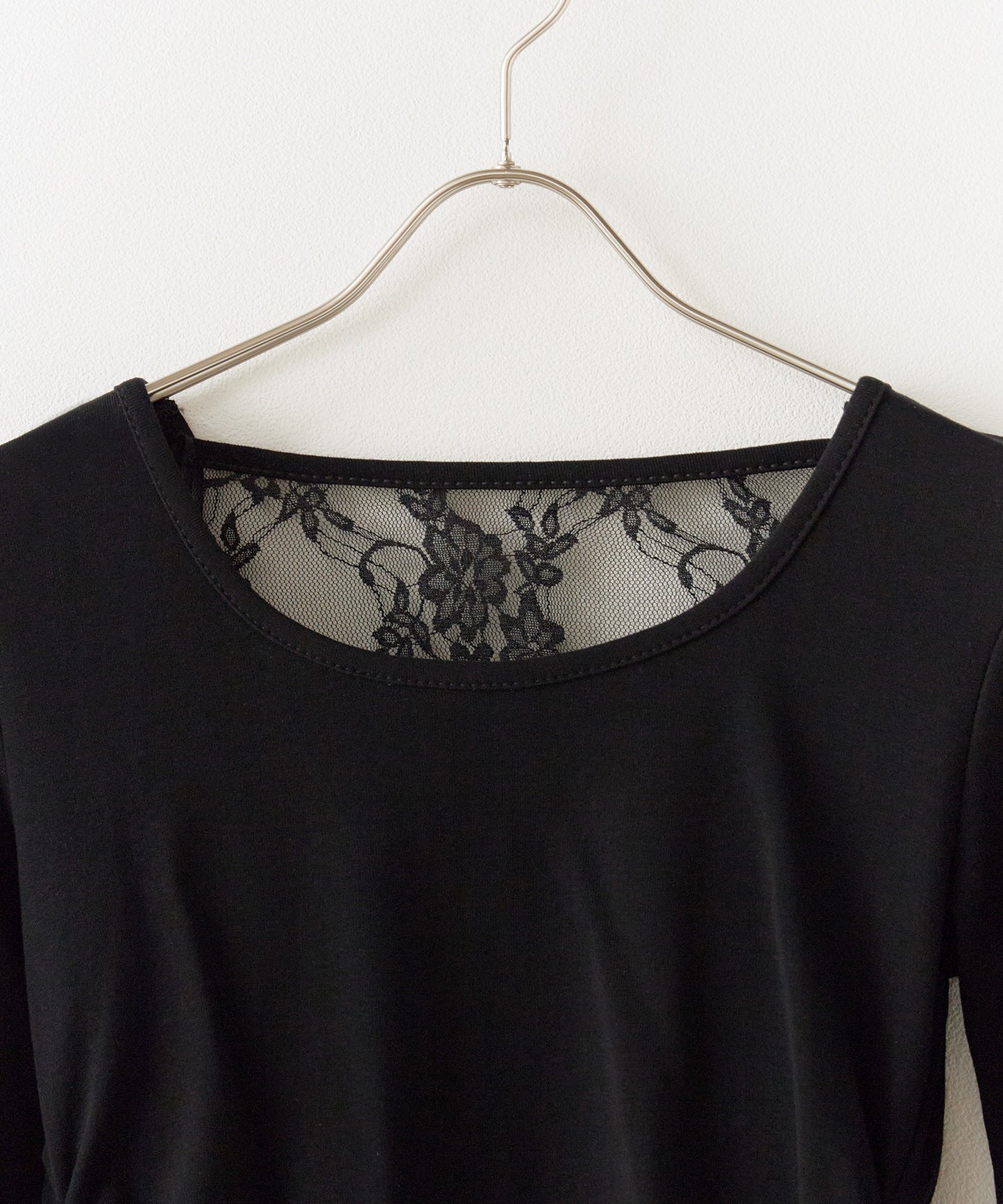 AO.2 / Side Gather Lace Tops