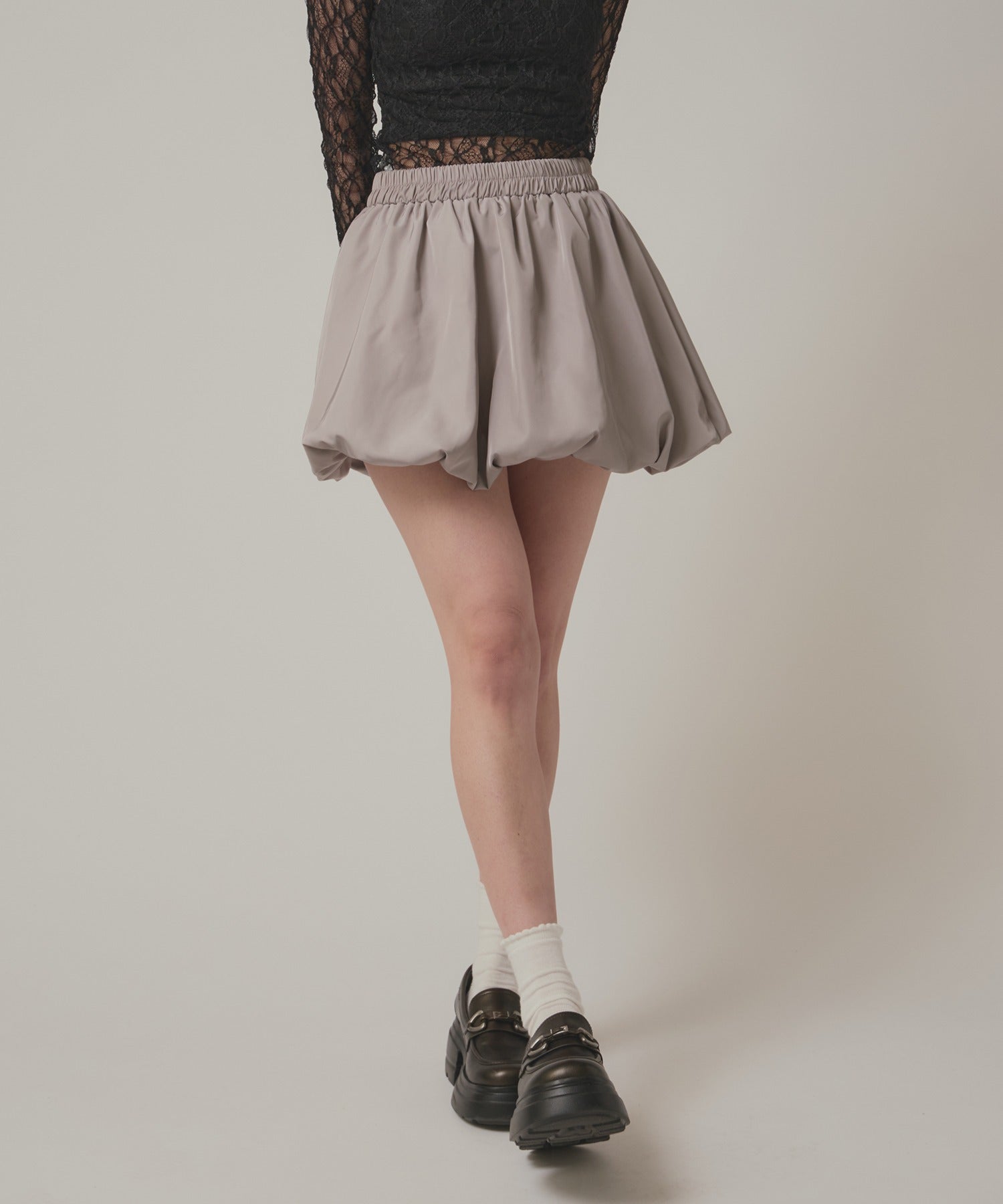 AO.2 / Volume Balloon Mini Skirt