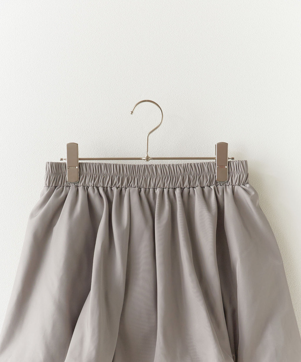 AO.2 / Volume Balloon Mini Skirt
