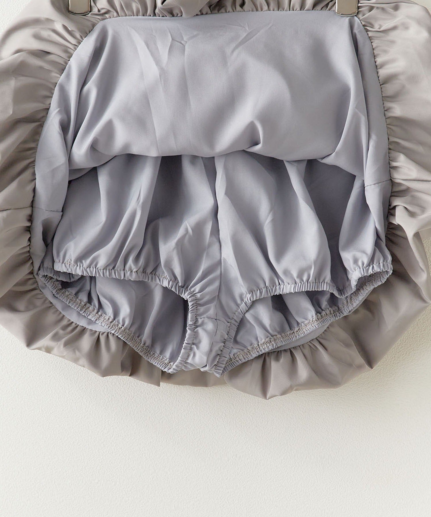 AO.2 / Volume Balloon Mini Skirt