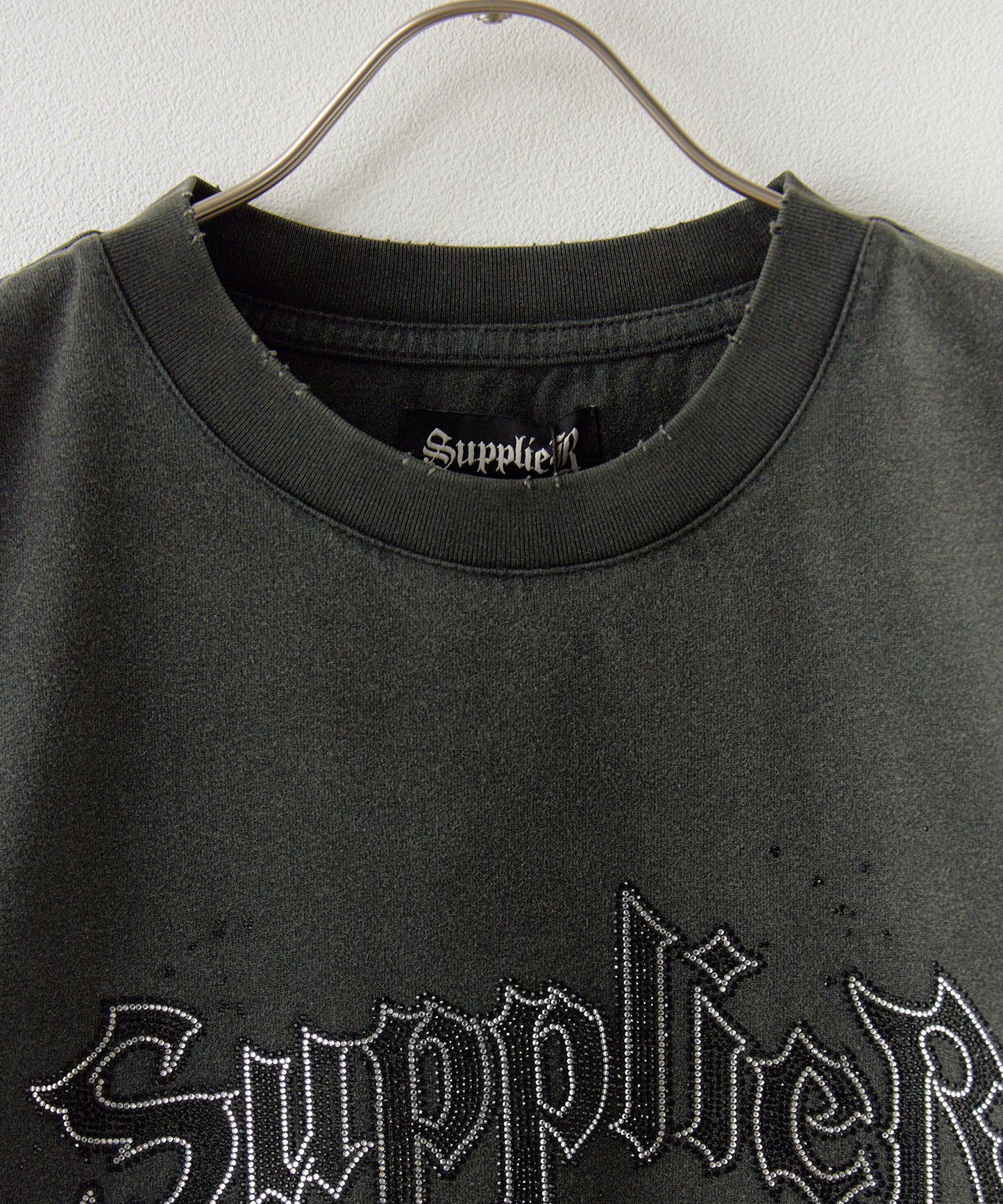 SUPPLIER / Splash Rhinestone Iron Logo Tee