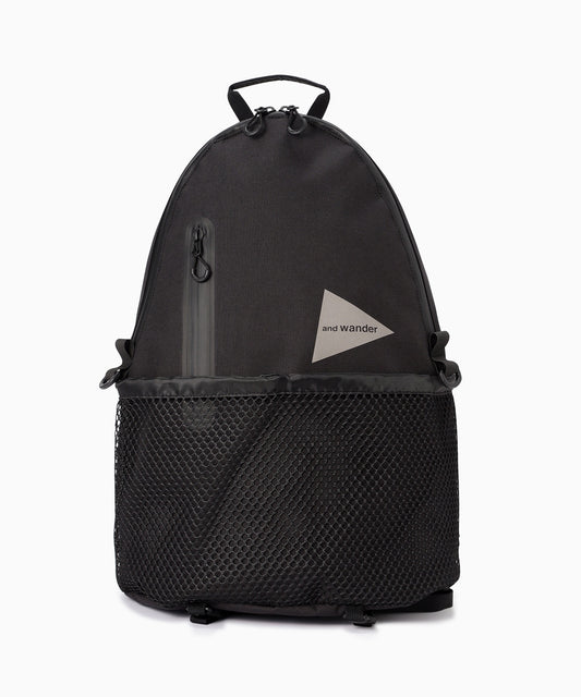 and wander / PE/CO 20L daypack
