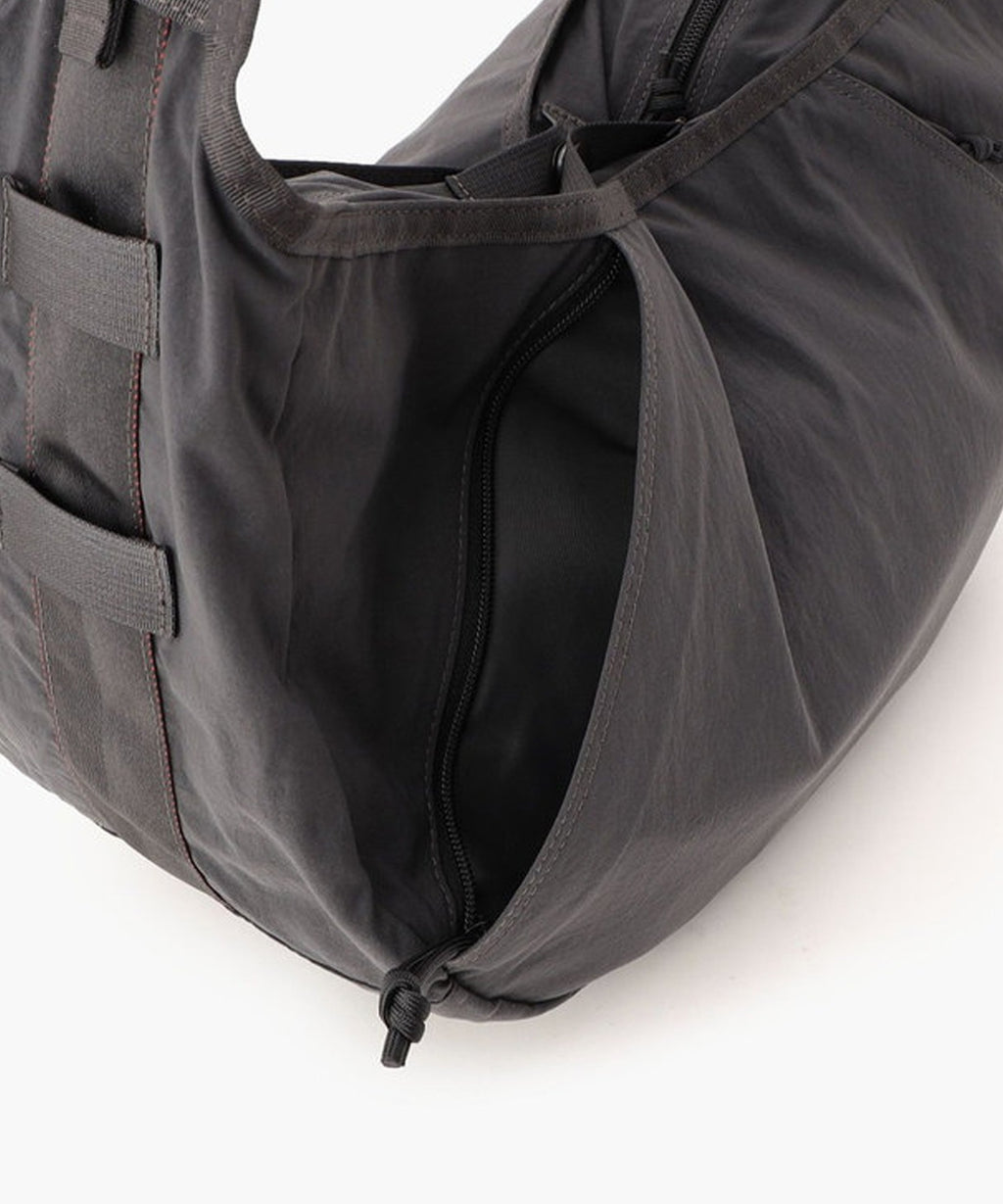 BRIEFING / HOBO BAG WIDE