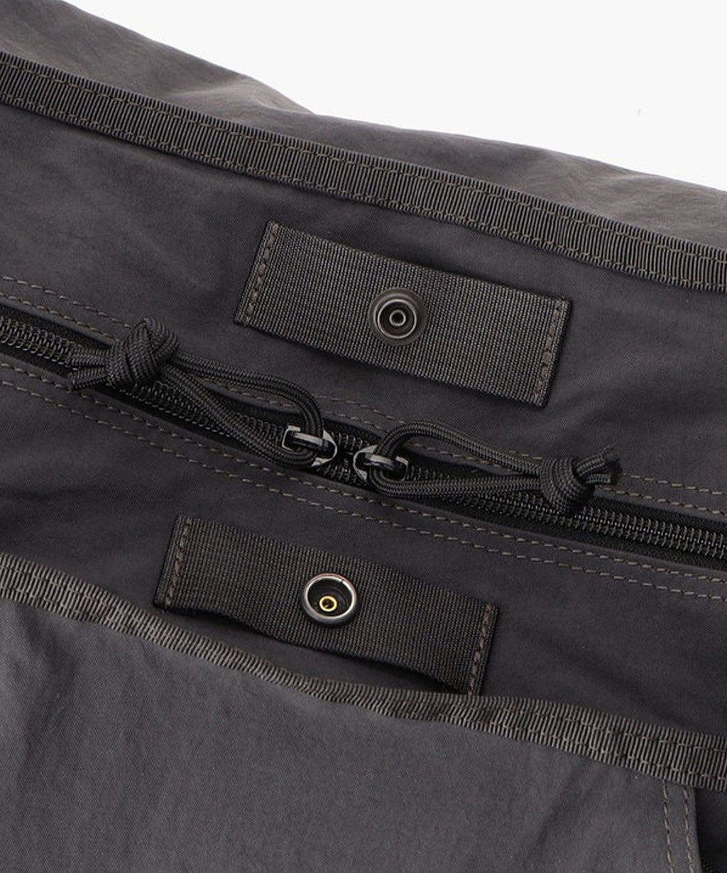 BRIEFING / HOBO BAG WIDE