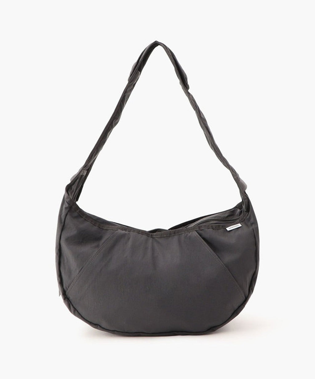 BRIEFING / HOBO BAG WIDE