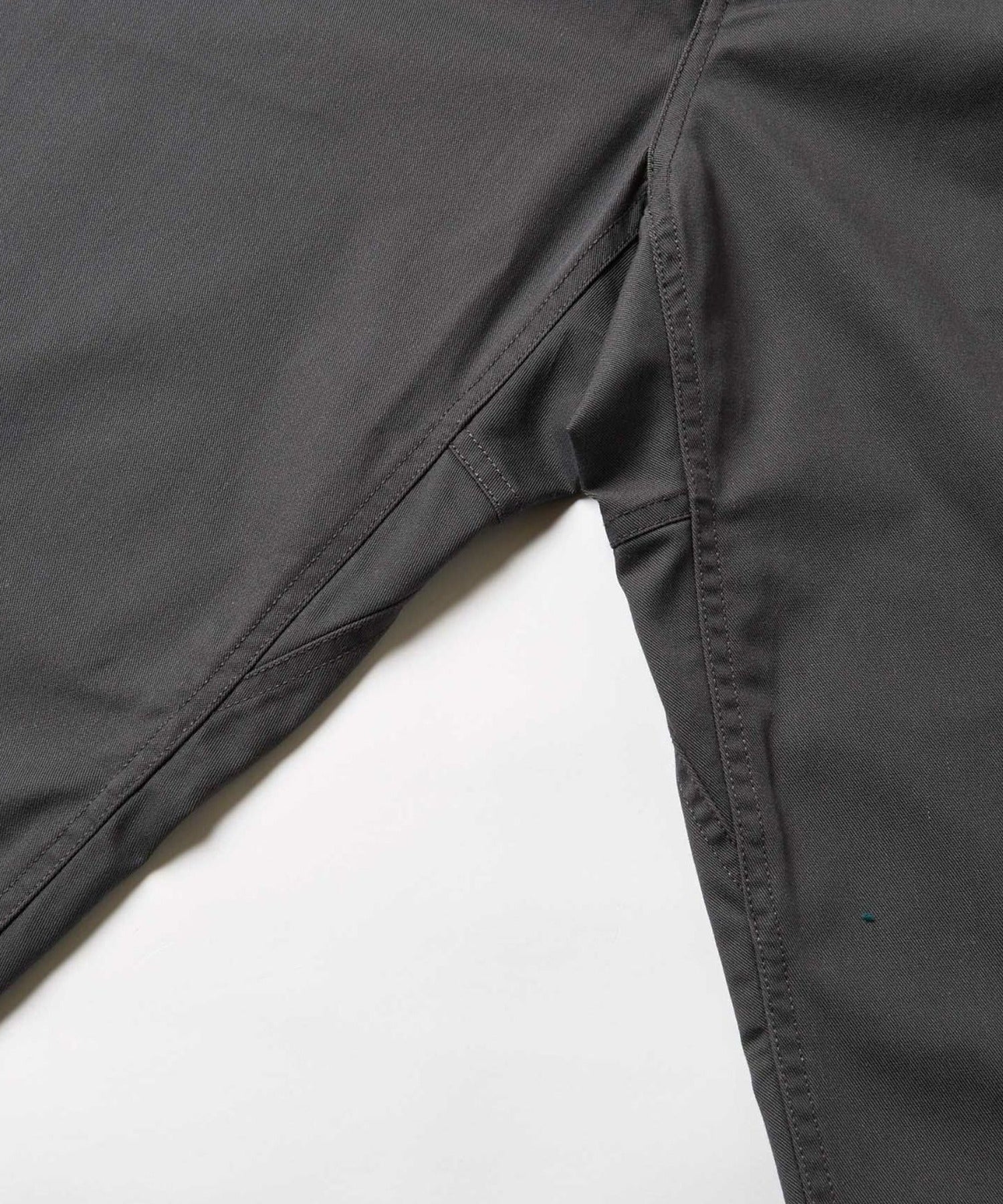 Gramicci / T/C TWILL TUCK TAPERED PANT
