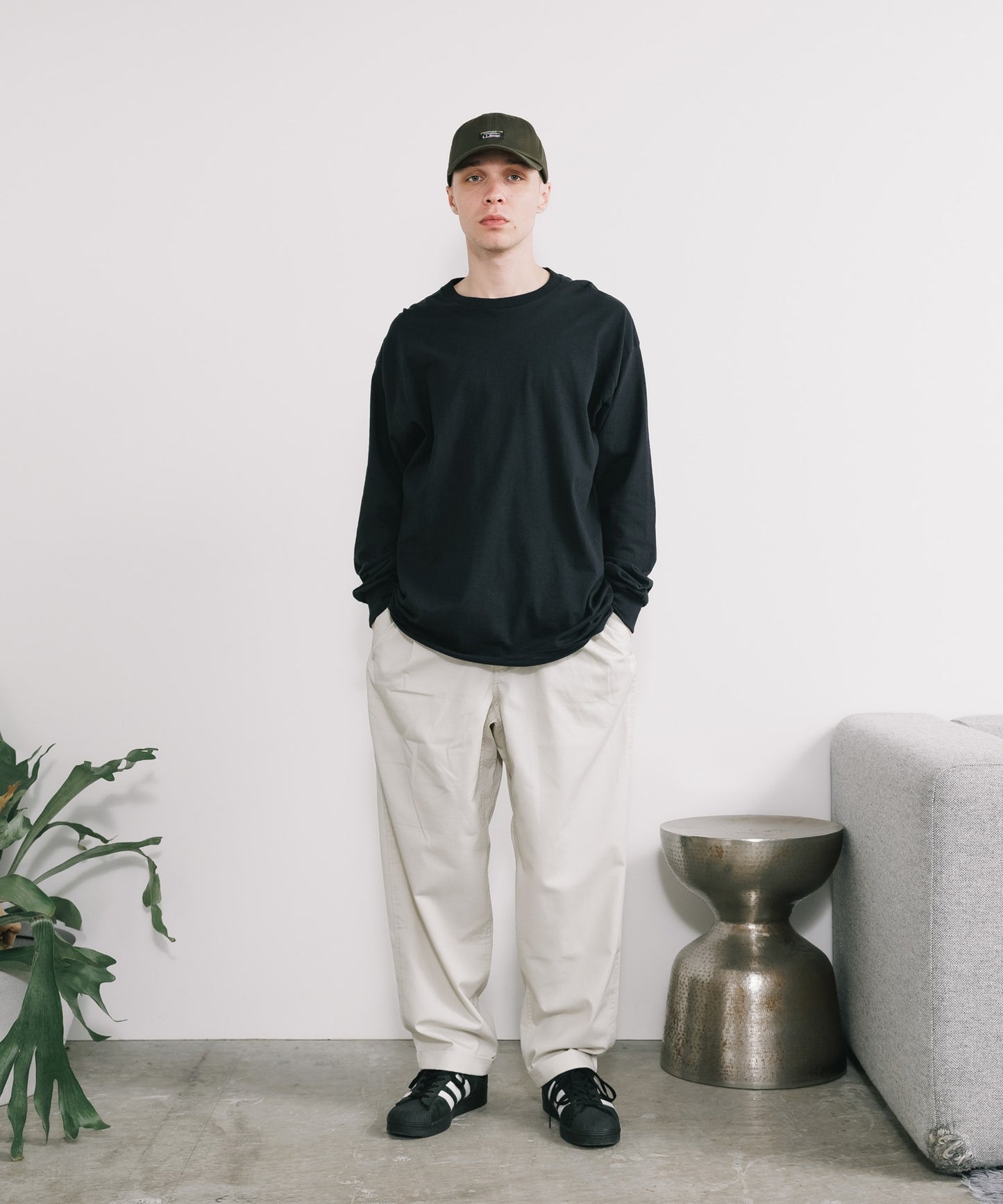 Gramicci / T/C TWILL TUCK TAPERED PANT