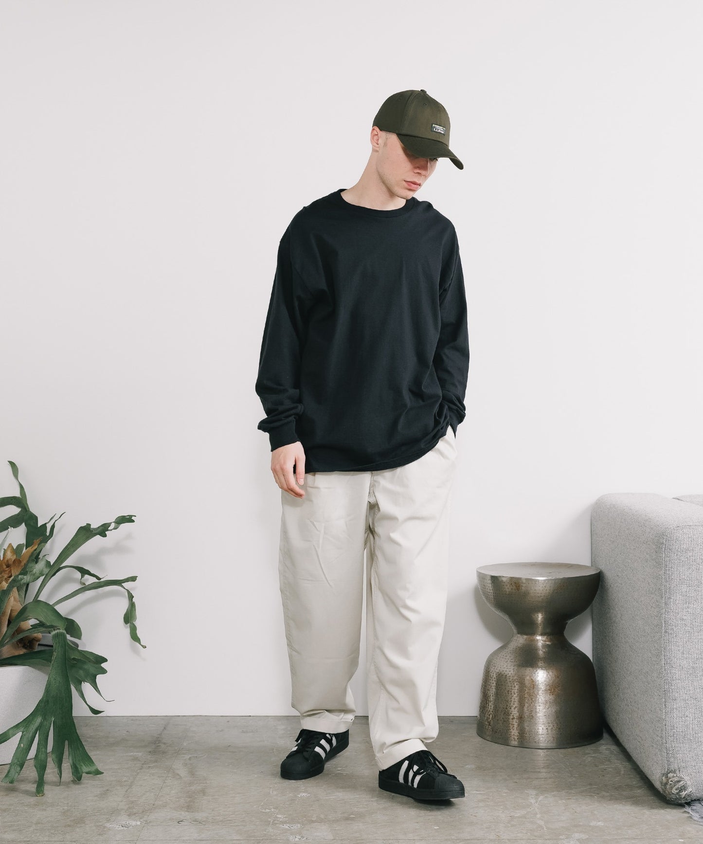 Gramicci / T/C TWILL TUCK TAPERED PANT