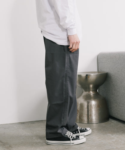 Gramicci / T/C TWILL TUCK TAPERED PANT