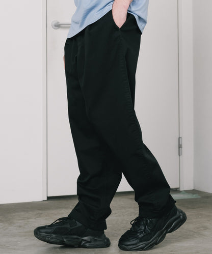 Gramicci / T/C TWILL TUCK TAPERED PANT