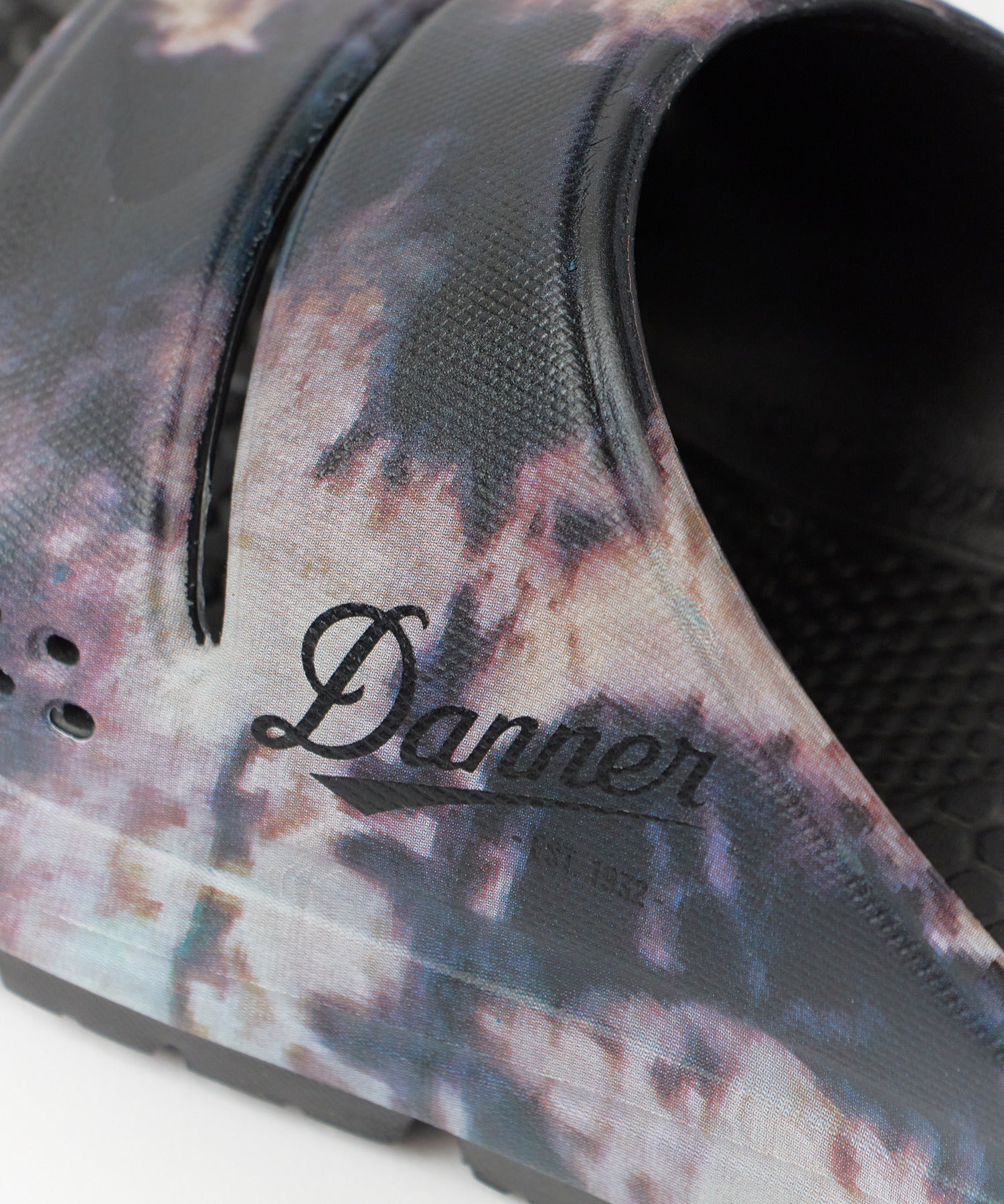 Danner / MIZUGUMO SLIDE リカバリーサンダル総柄