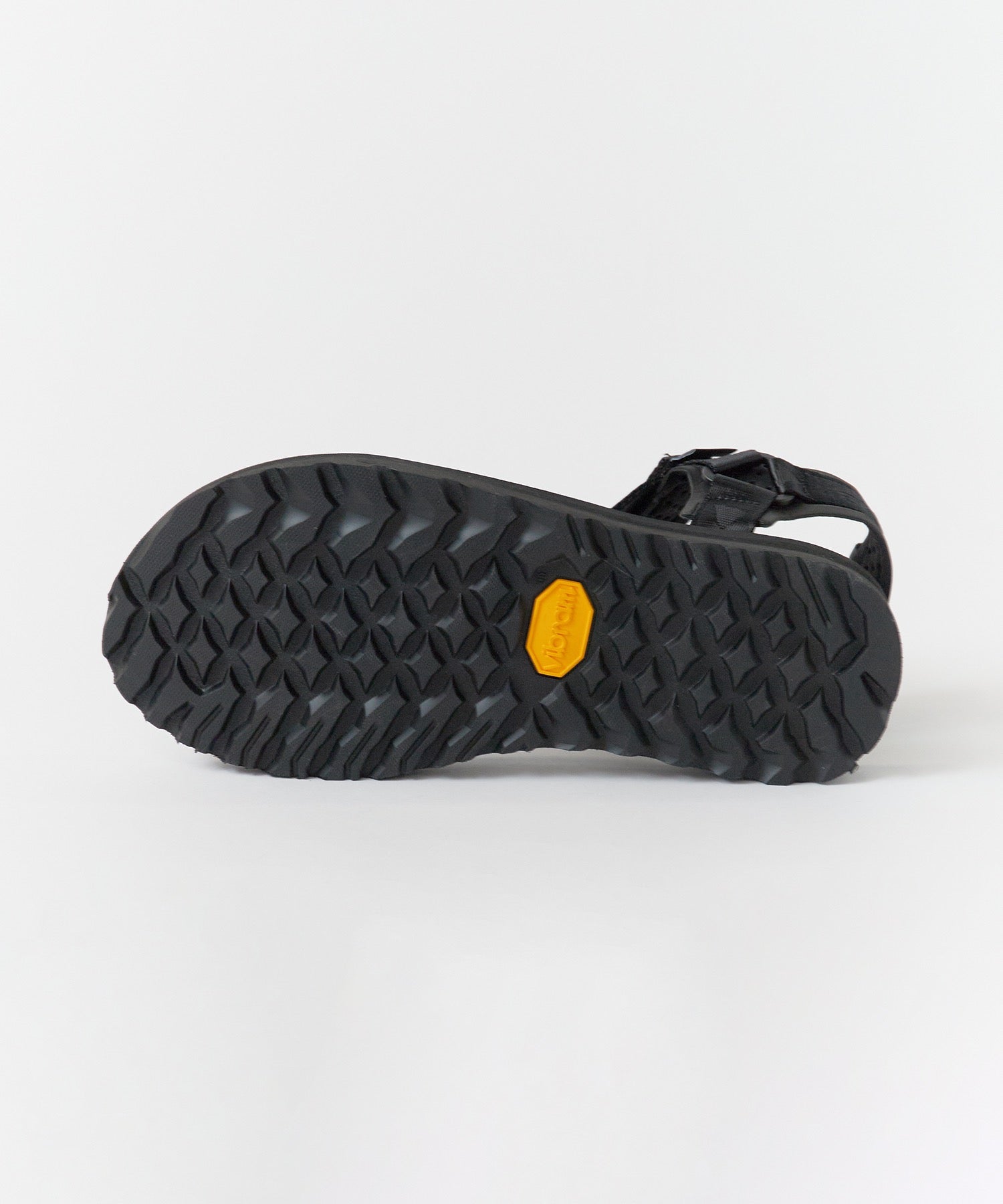 and wander / Ny JQ tape sandals