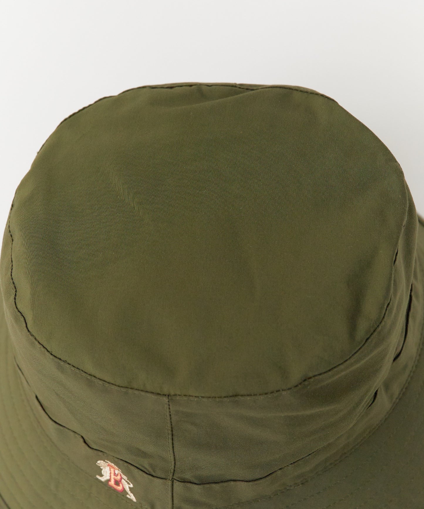 BARACUTA / BUCKET HAT