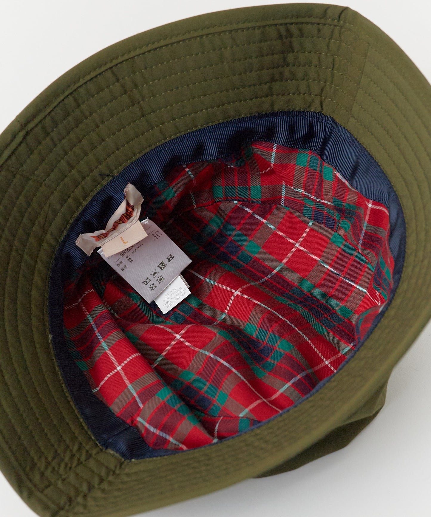 BARACUTA / BUCKET HAT