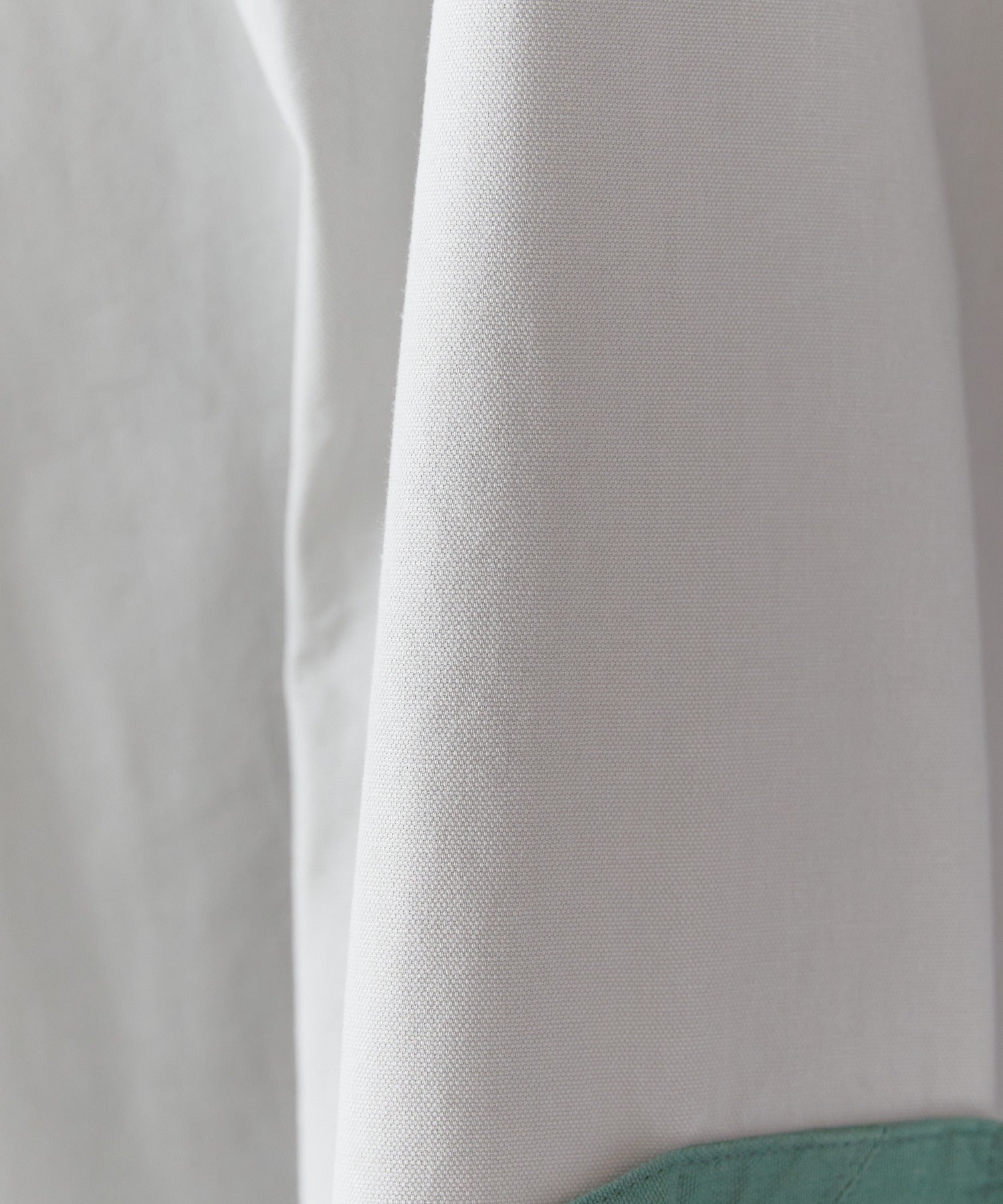 FACETASMxNicolai Bergmann / BELTED SHIRT