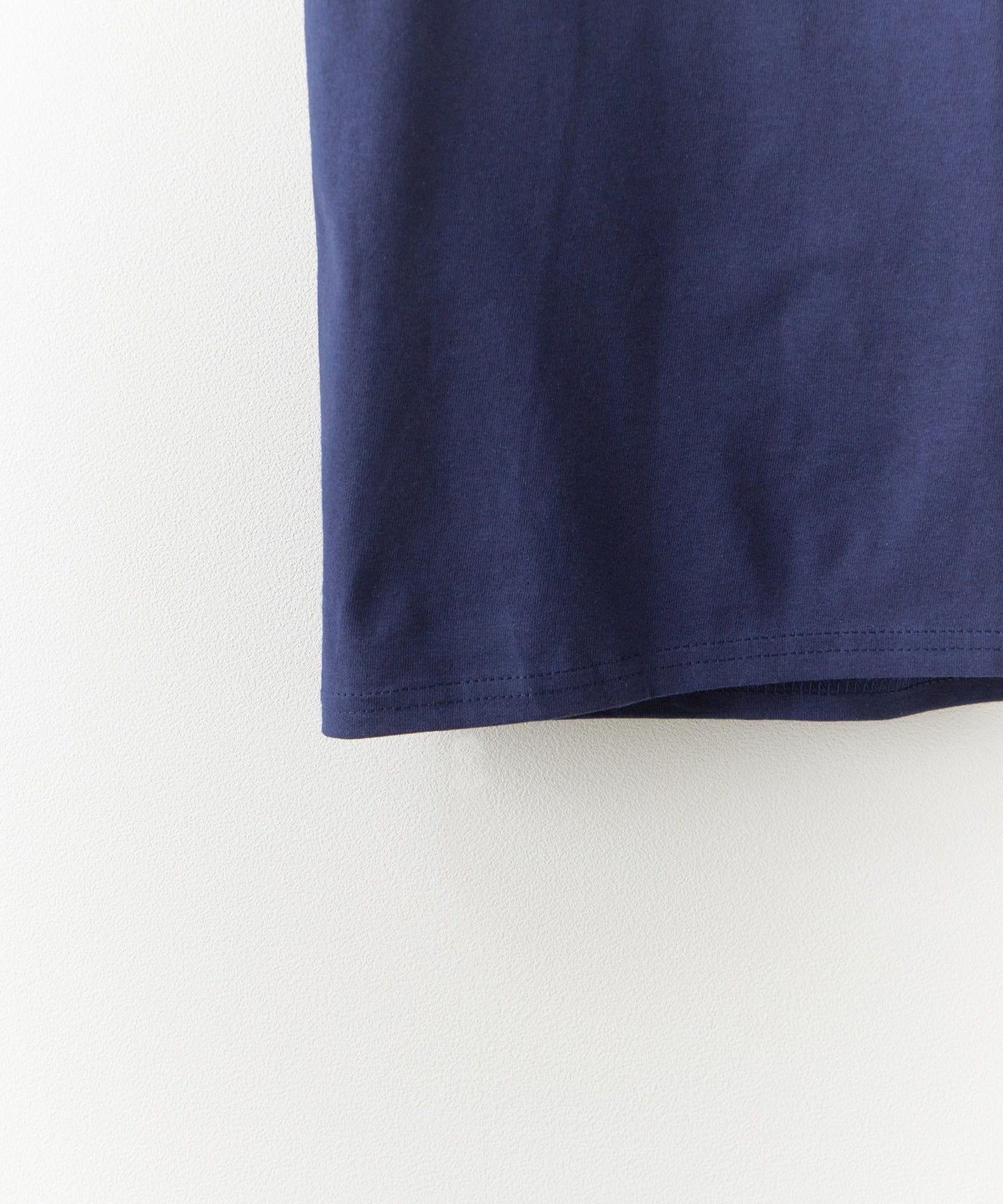 NAVY CORE TEE