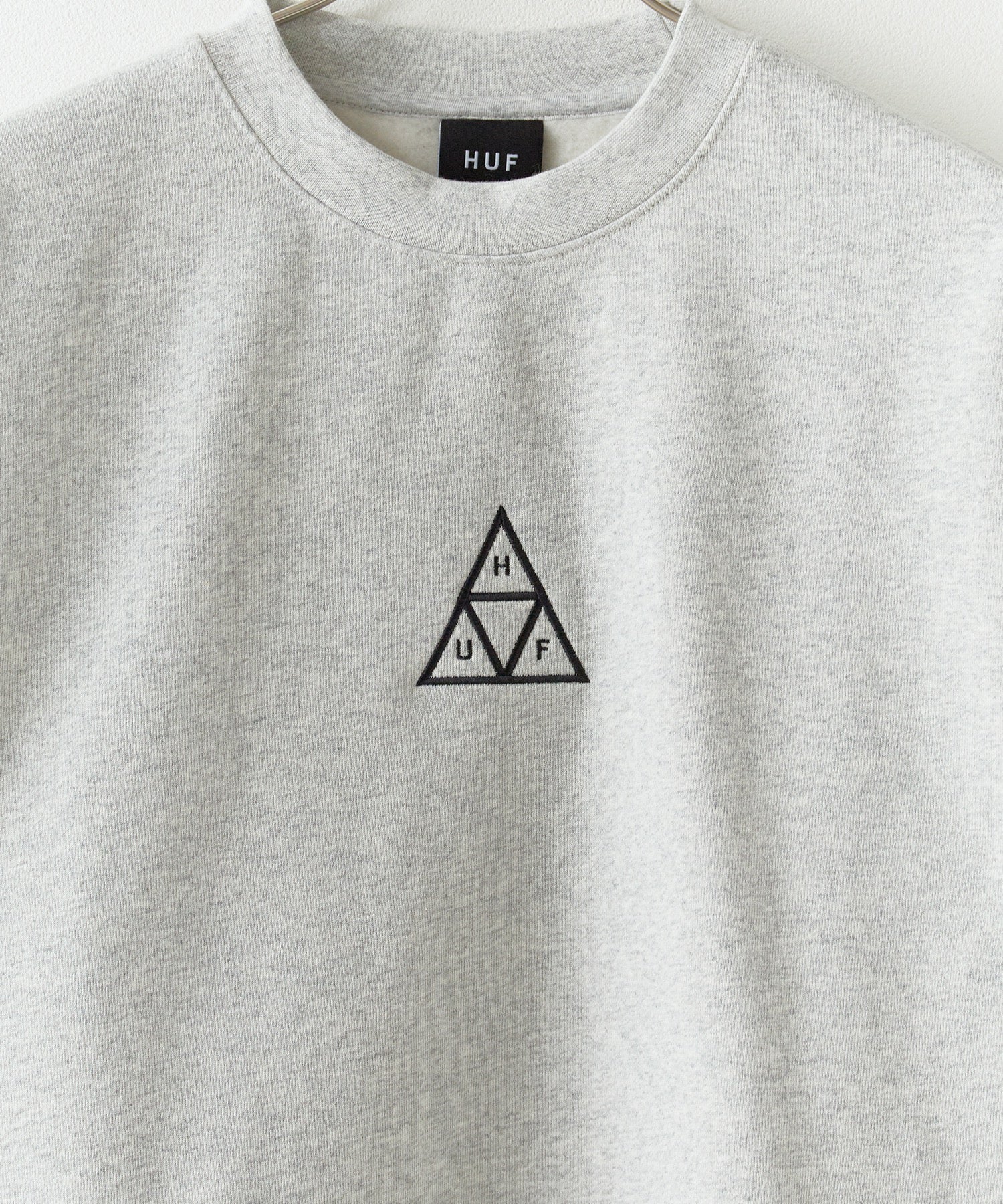 HUF / SET TRIPLE TRIANGLE CREWNECK