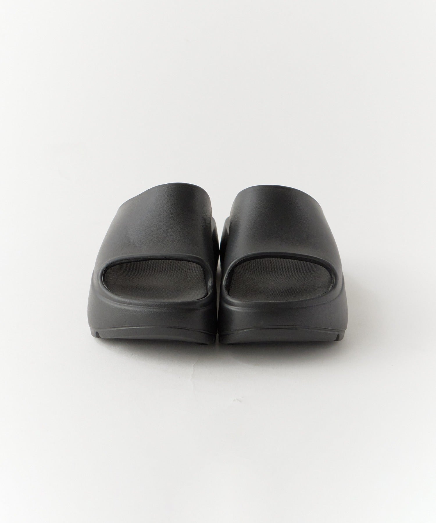 Chick / Rubber thick-soled sandals  厚底サンダル