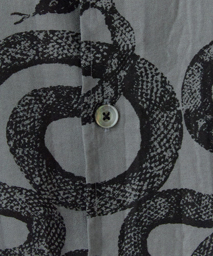 CALEE / 5SLEEVES DROP SHOULDER SH SNAKE PATTERN