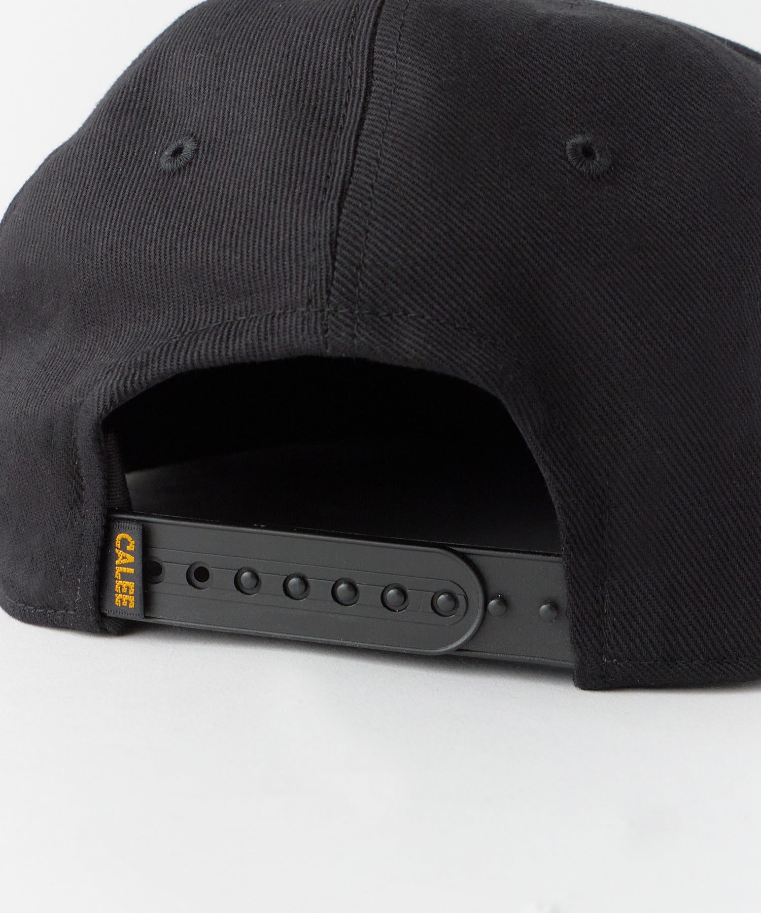 CALEE / EMBROIDERY CALEE TWILL CAP キャップ