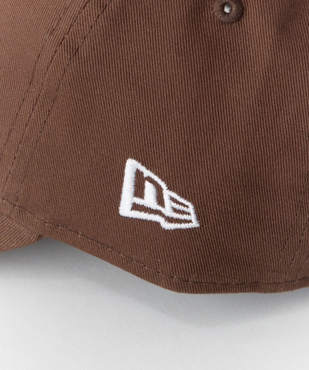 NEW ERA / NOS LEAGUE ESS 9TWENTY ベースボールキャップ