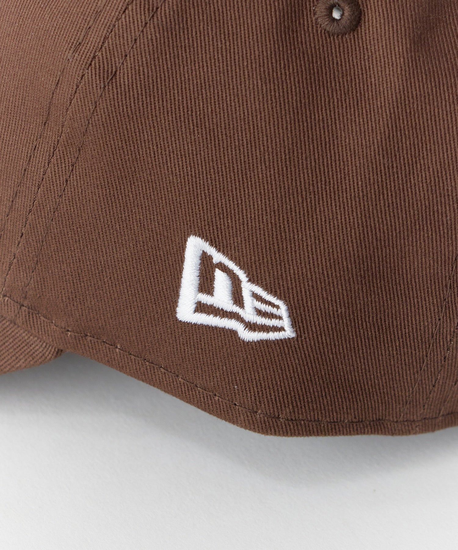 NEW ERA / NOS LEAGUE ESS 9TWENTY ベースボールキャップ