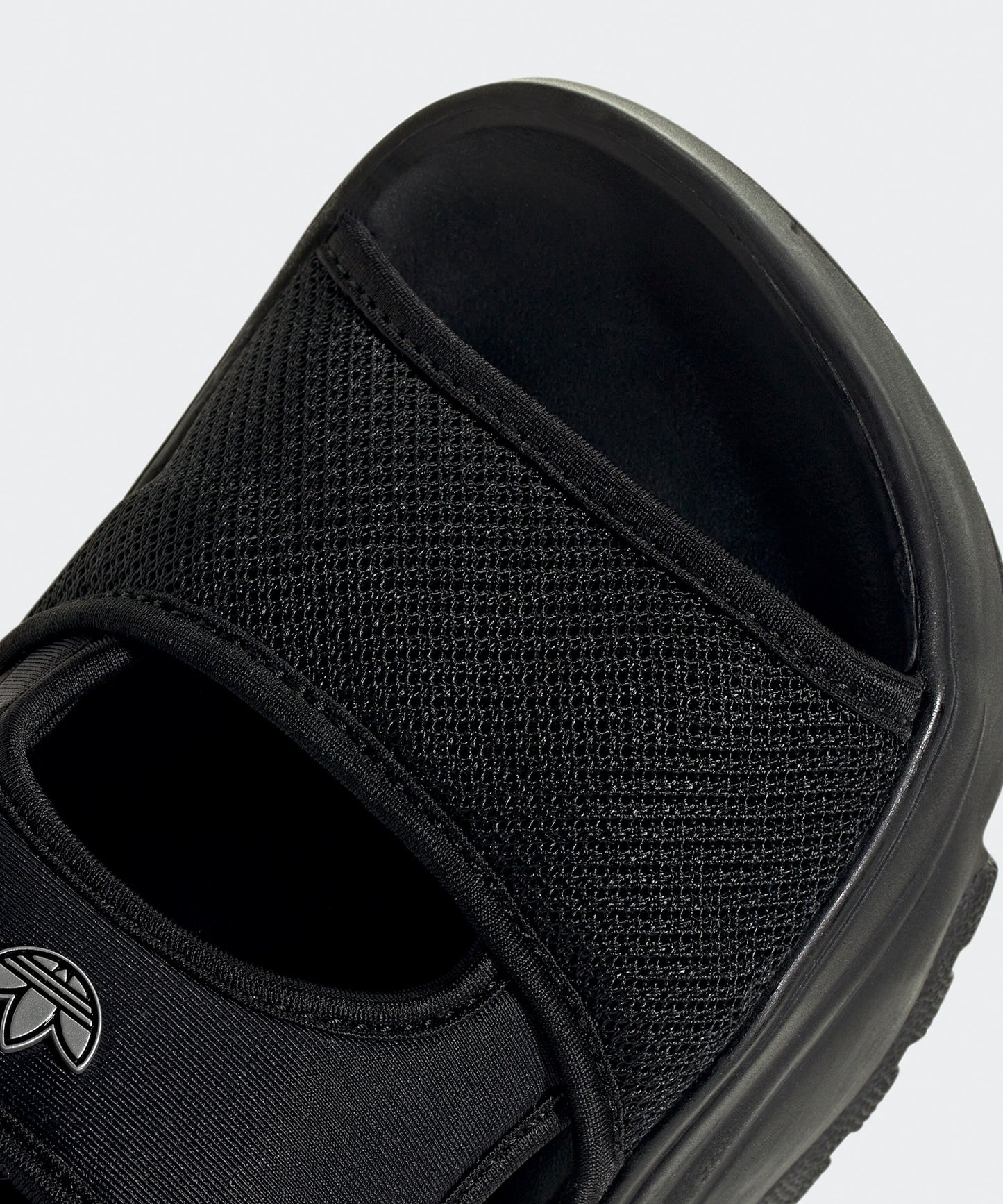 adidas / OZGAIA SANDAL W | オズガイア サンダル