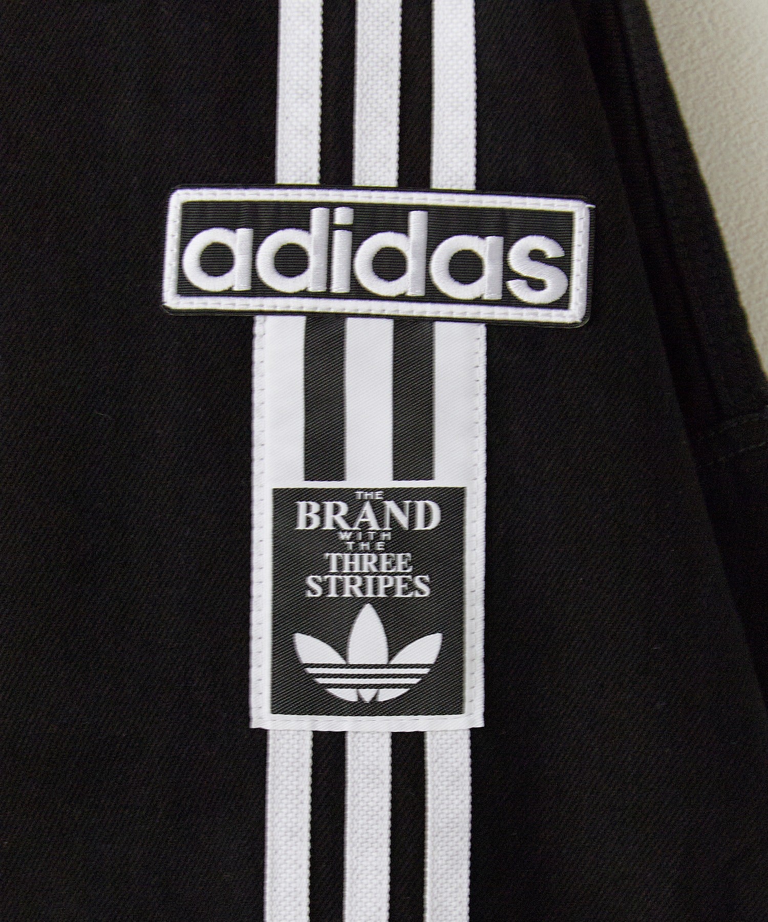 adidas デニム2-IN-1 トラックトップ　ブラックJJ3095 楽天市場】【10/2 23時〜10/09 10時までポイント20倍