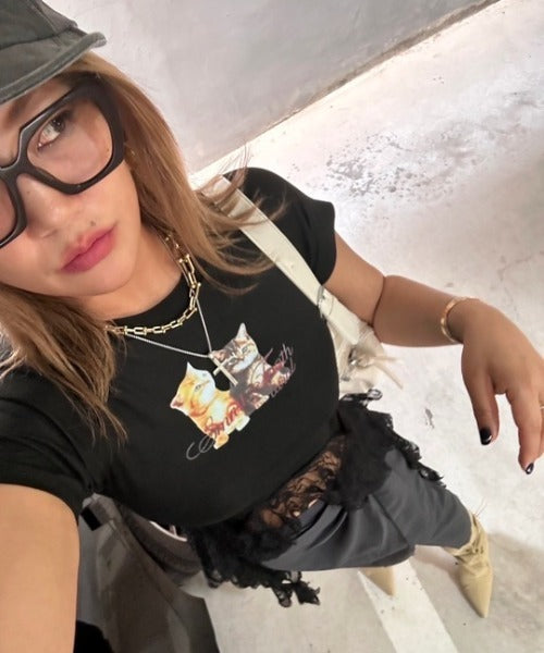 ipugo/キャットプリント レースクロップドTEE Tシャツ