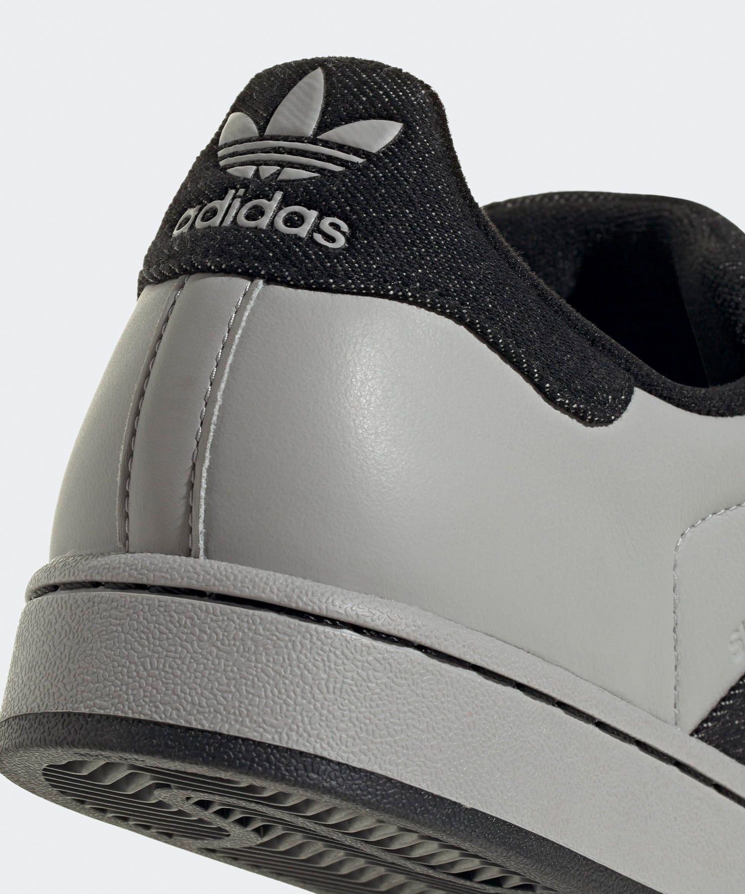 adidas / SUPERSTAR II