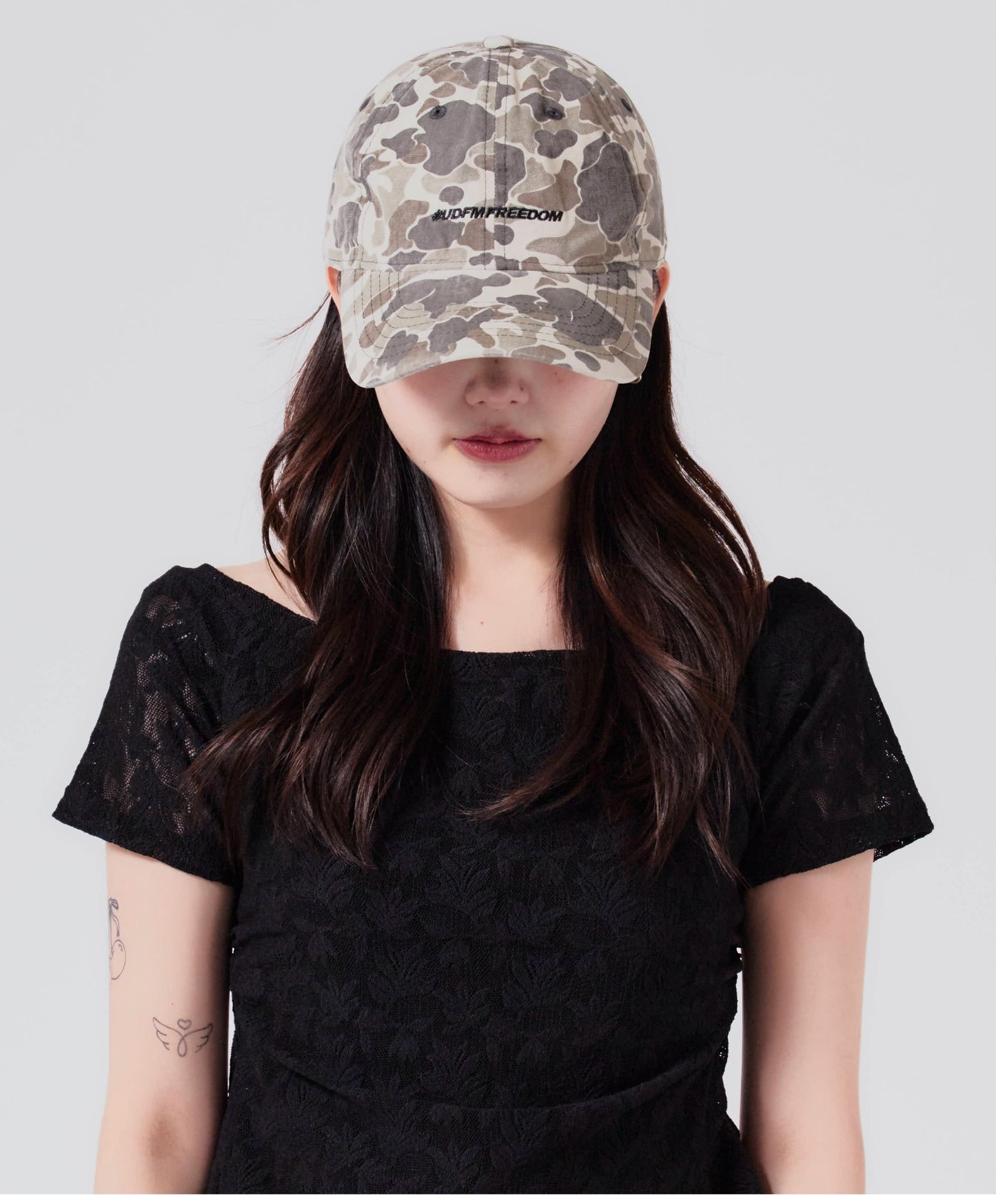 Chick / Camouflage Pattern Camouflage Cap
