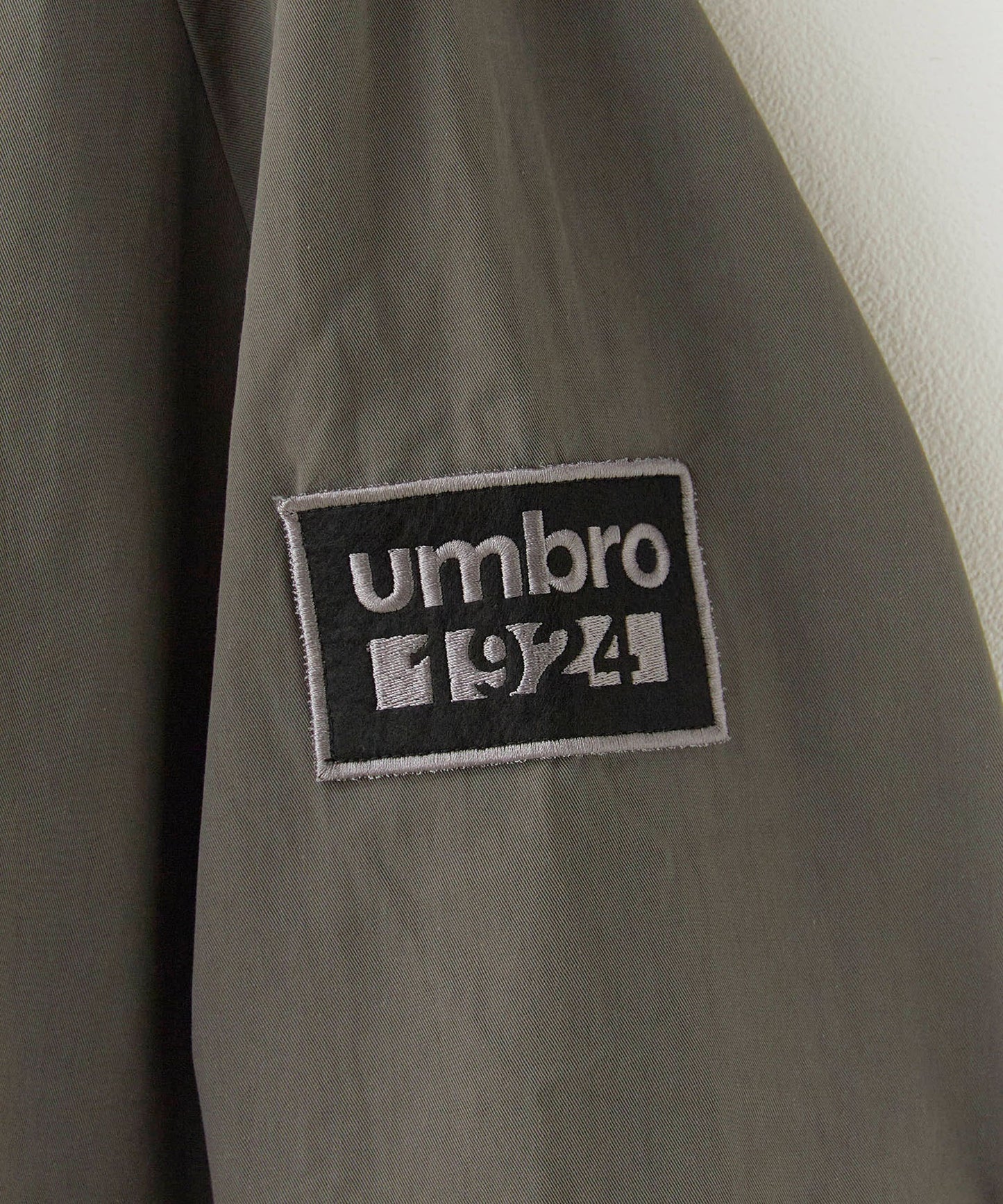 【予約】UMBRO / DRILL TOP ピステ