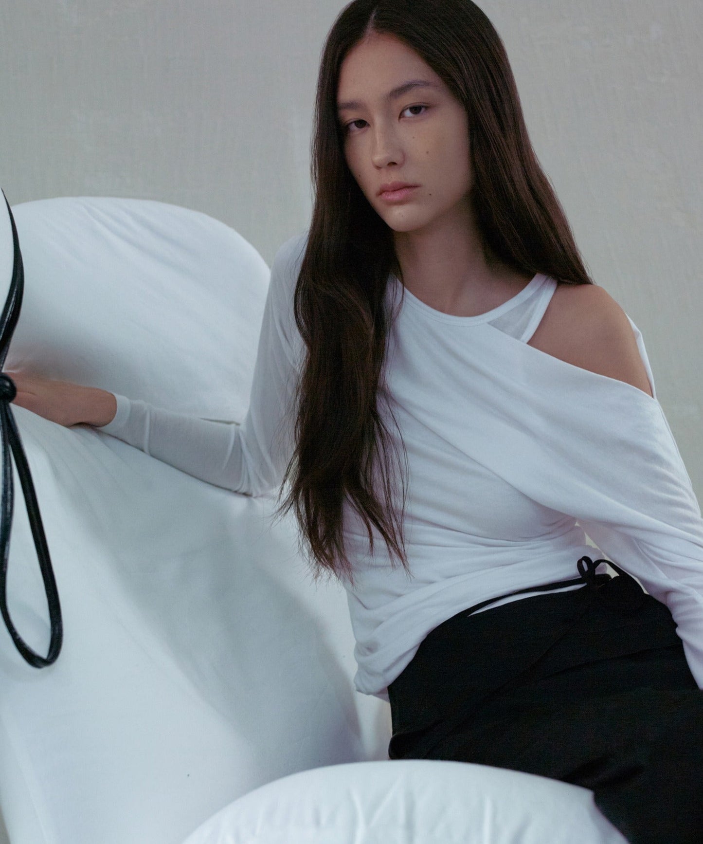 anggae/アンゲ PETAL OFF SHOULDER T-SHIRT カットソー