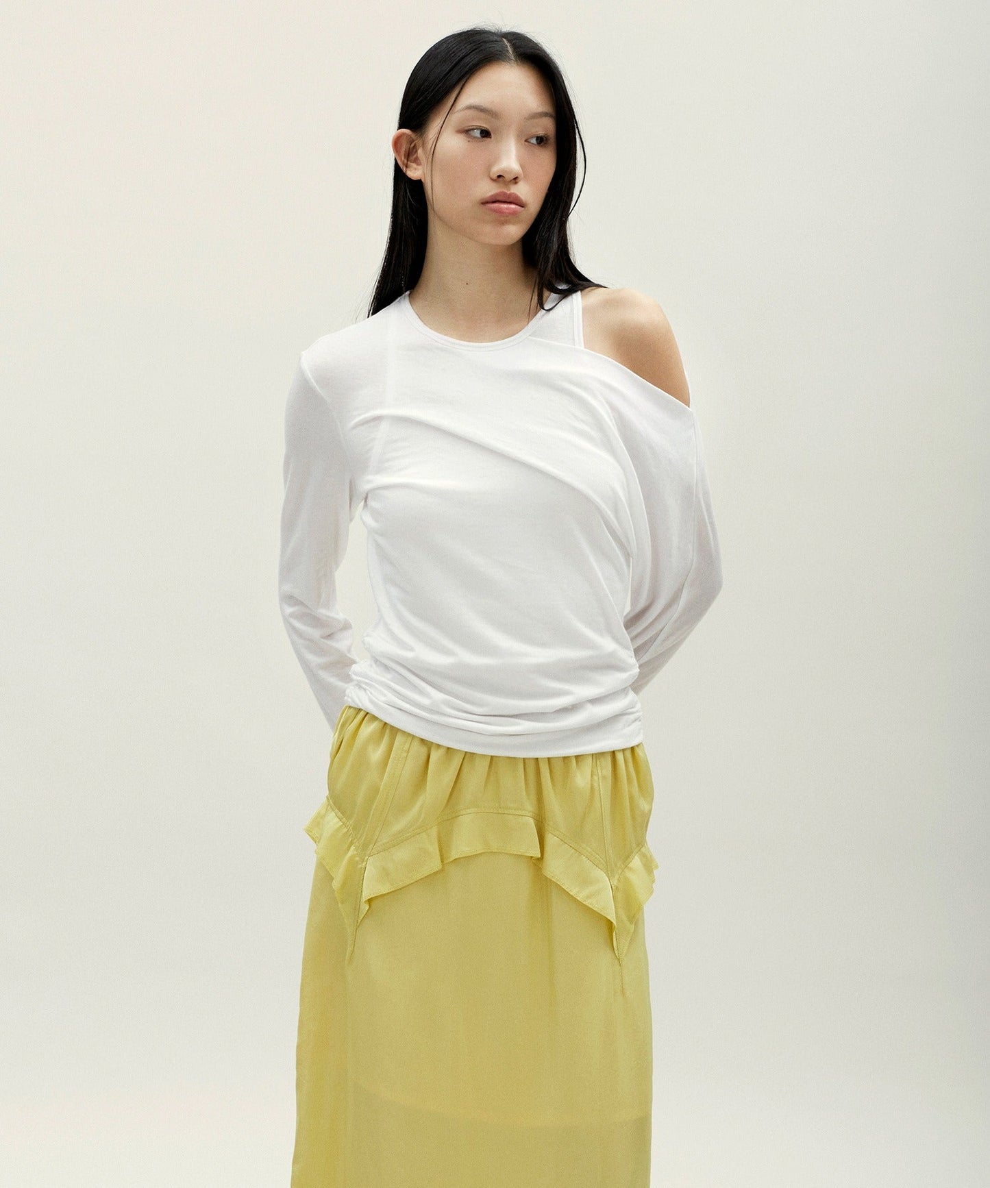 anggae/アンゲ PETAL OFF SHOULDER T-SHIRT カットソー