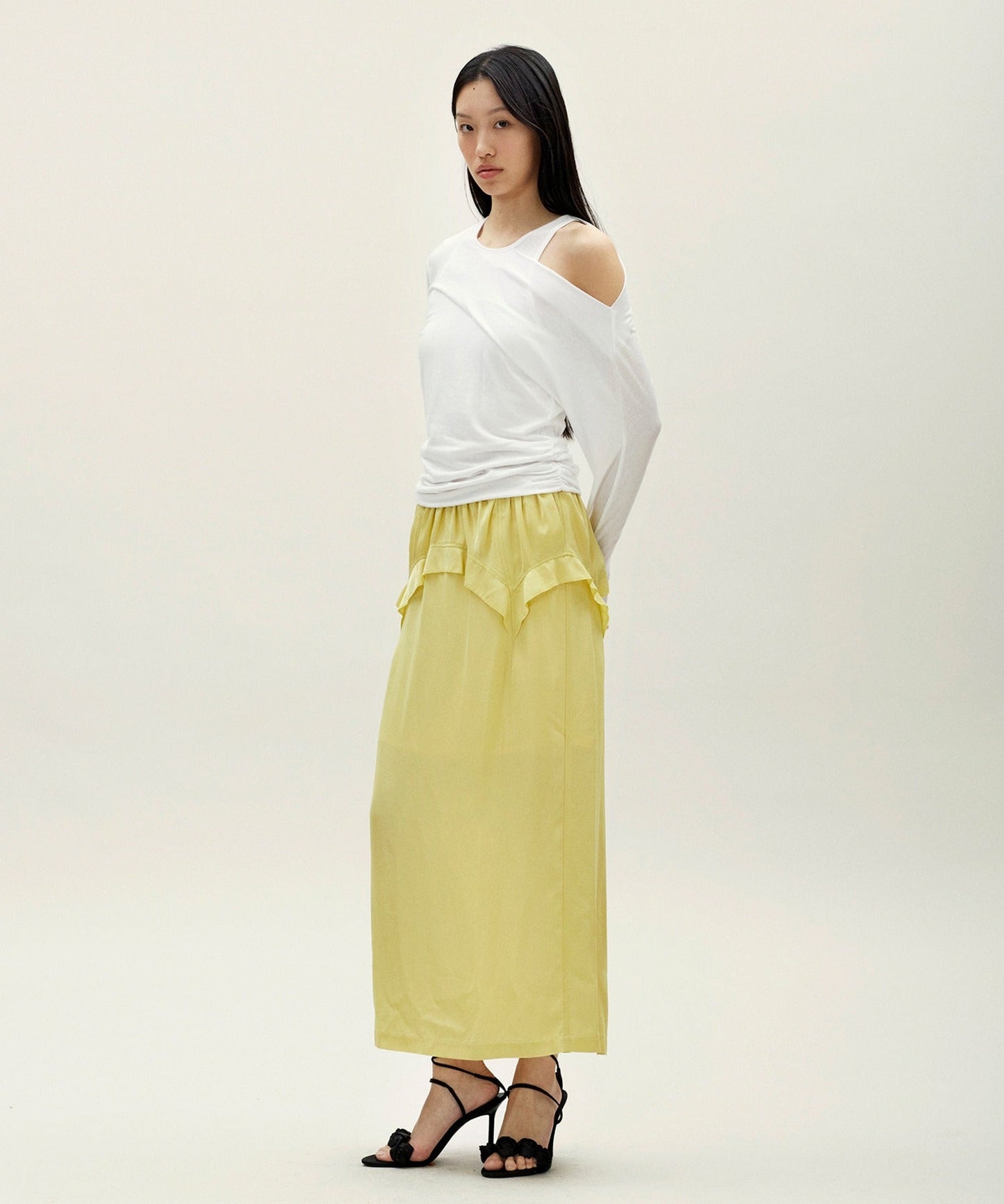 anggae/アンゲ PETAL OFF SHOULDER T-SHIRT カットソー