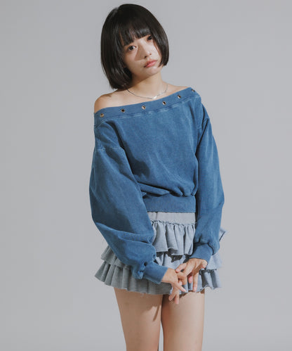 Vintage-Style Off-Shoulder Cropped Sweatshirt