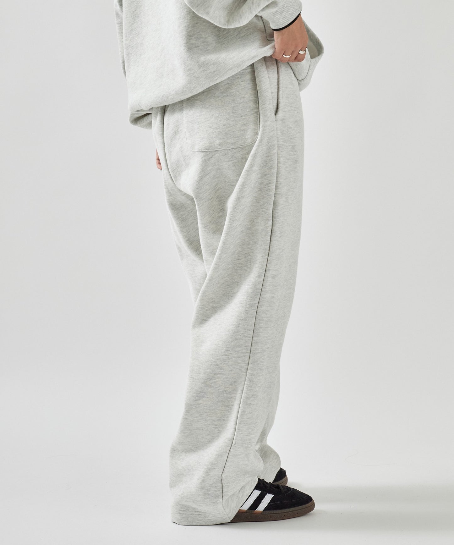 THOUSAND MILE / SWEAT PANTS