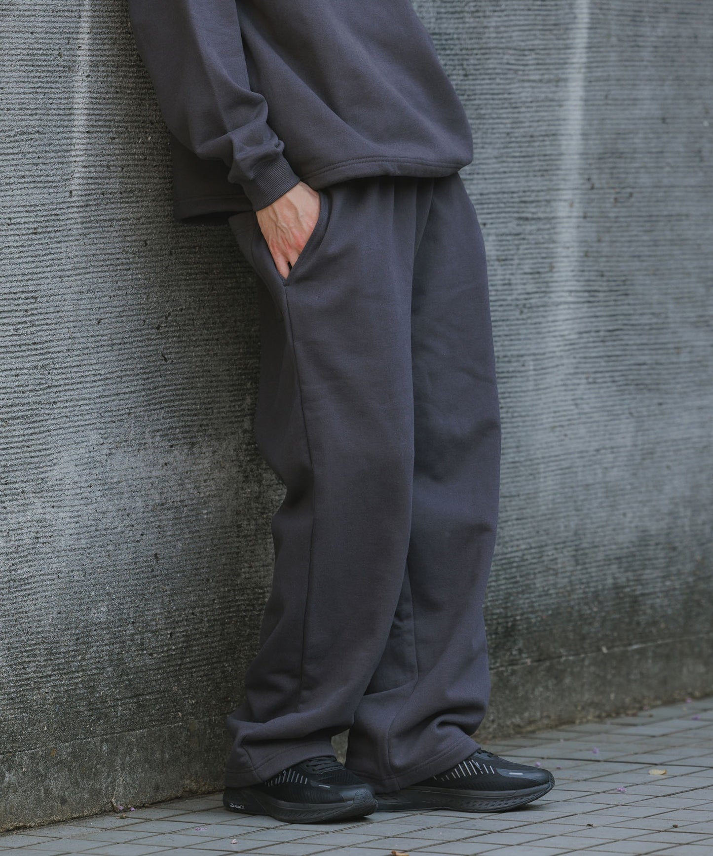 THOUSAND MILE / SWEAT PANTS
