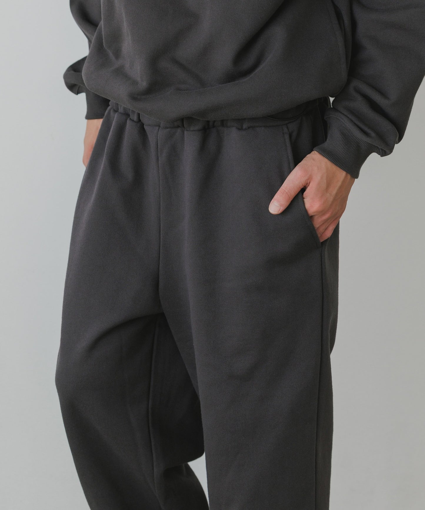 THOUSAND MILE / SWEAT PANTS