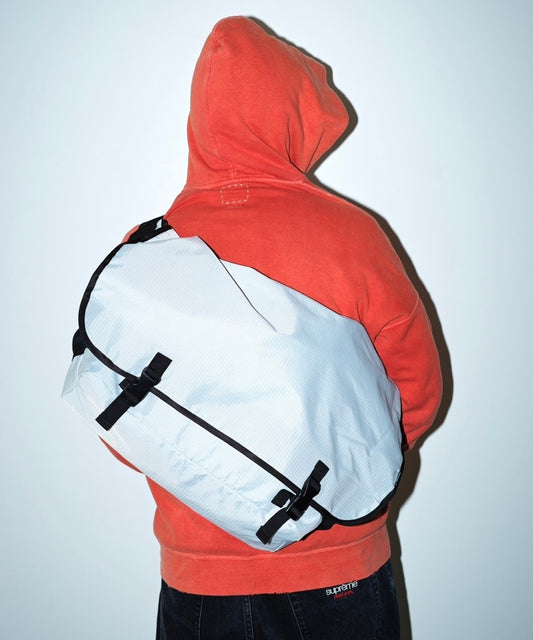 PACKING / TRAIL MESSENGER