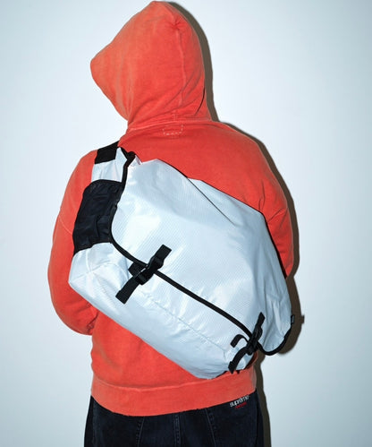 PACKING / TRAIL MESSENGER