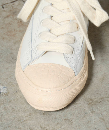 General Scale. Maison MIHARA YASUHIRO / TRENT/Leather Low-Top Sneakers