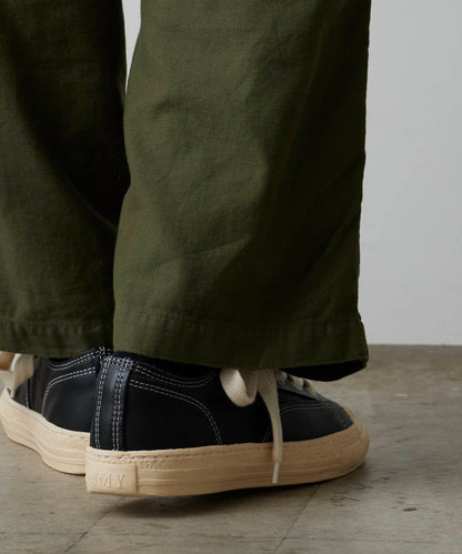 General Scale. Maison MIHARA YASUHIRO / TRENT/Leather Low-Top Sneakers