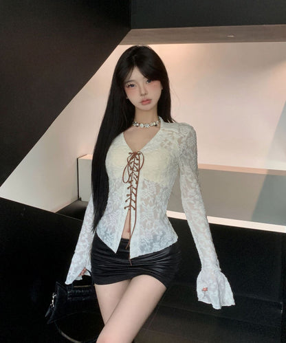 Lace-Up Floral Lace Tops / レースアップ 花柄レーストップス