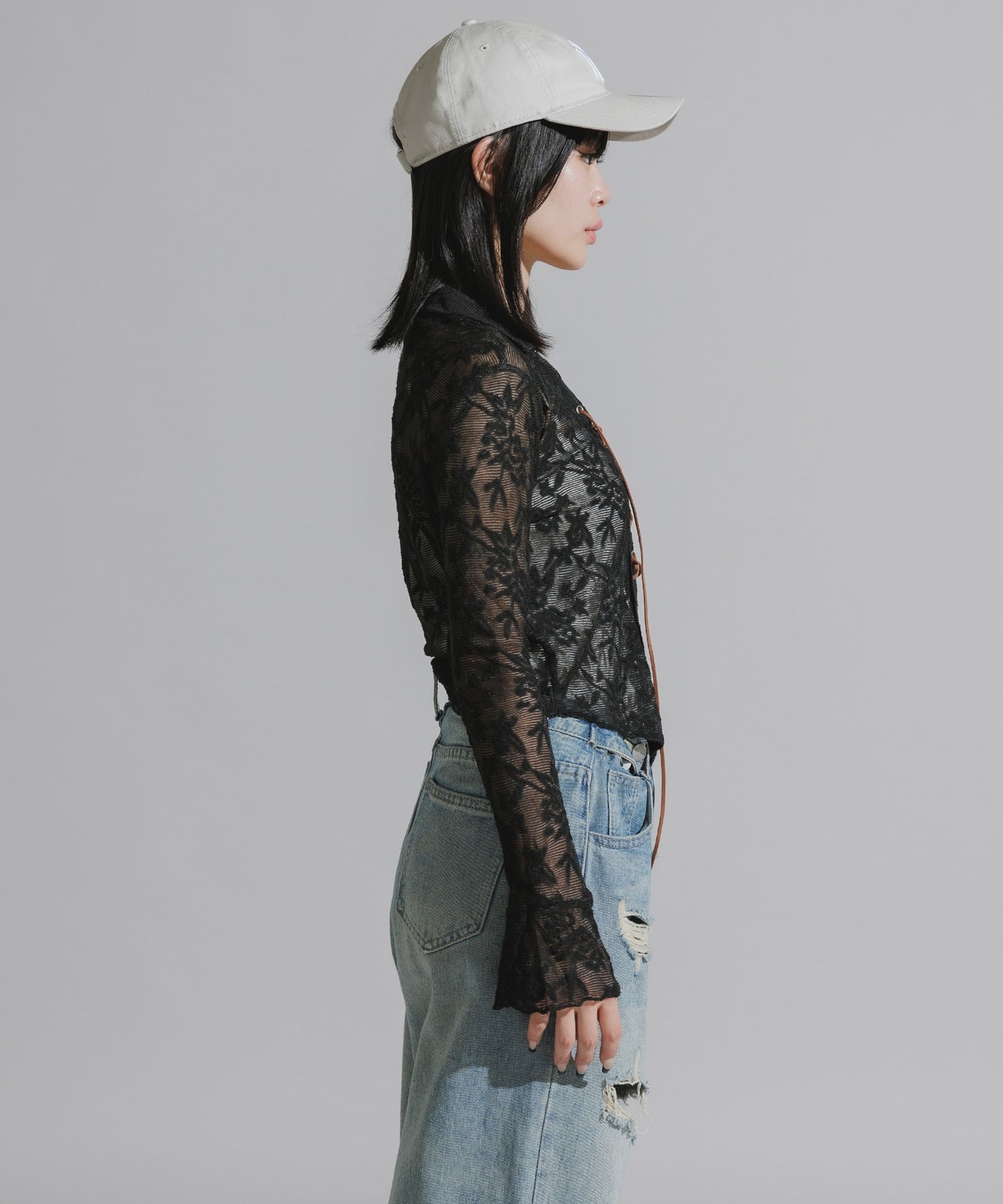 Lace-Up Floral Lace Tops / レースアップ 花柄レーストップス
