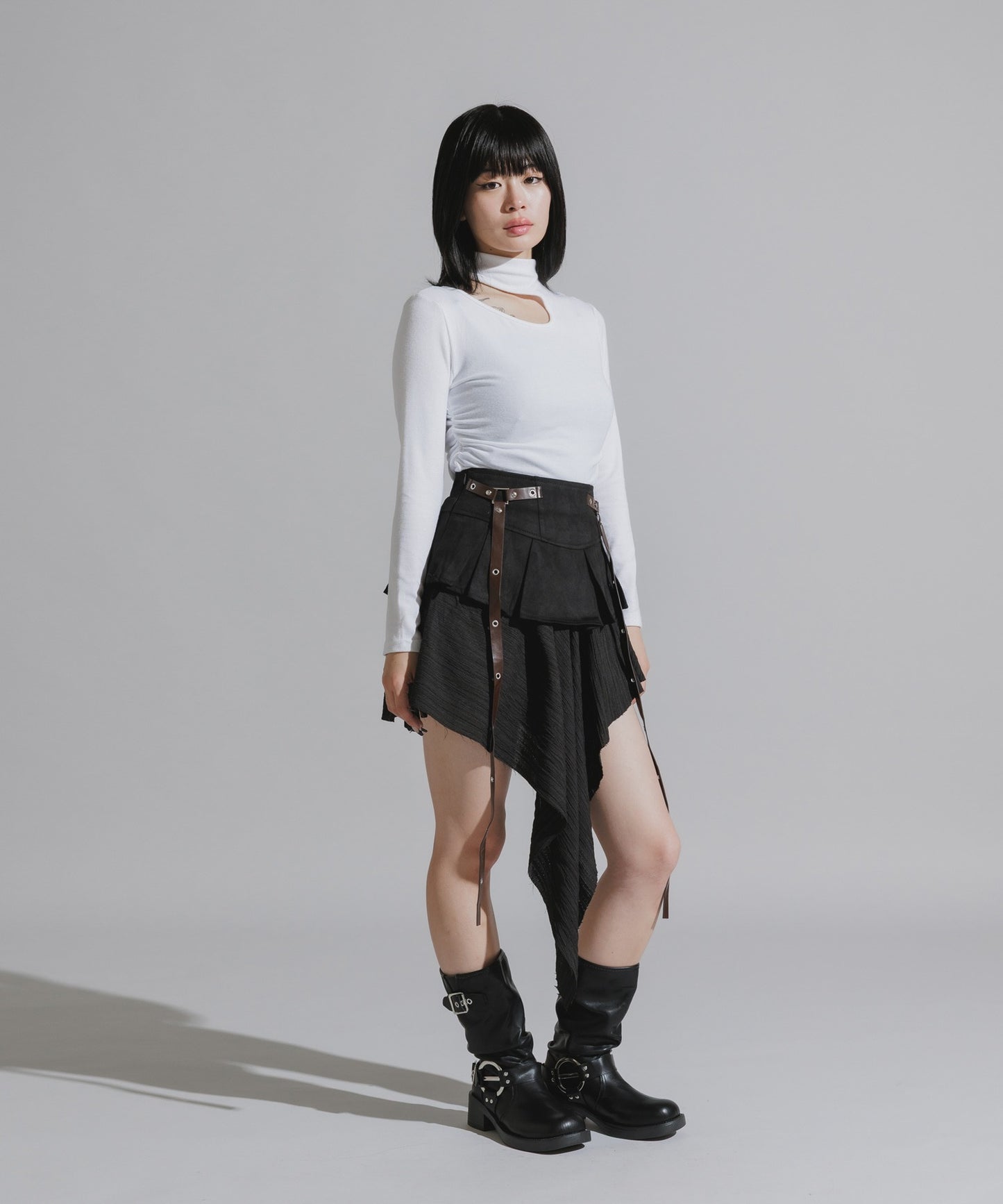 Chick / Engineer boots with side straps