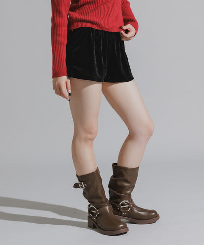Chick / Engineer boots with side straps